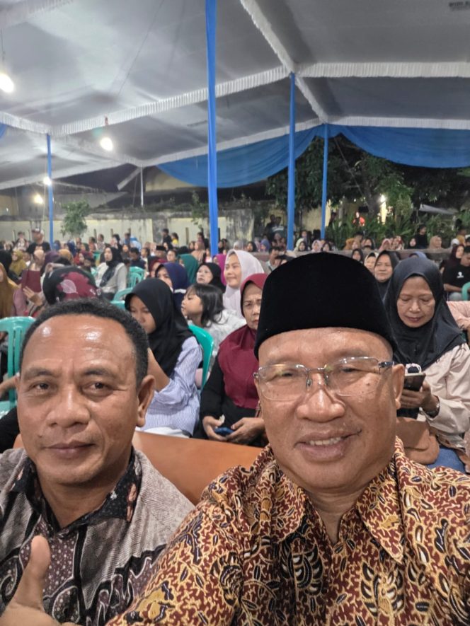 
 Muhlis Basri Anggota DPR-RI Himbau Warga Lestarikan Seni Wayang