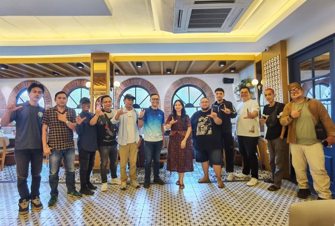 
 Nilam Suri Djausal Nahodai Tim E- Sport PWI Lampung